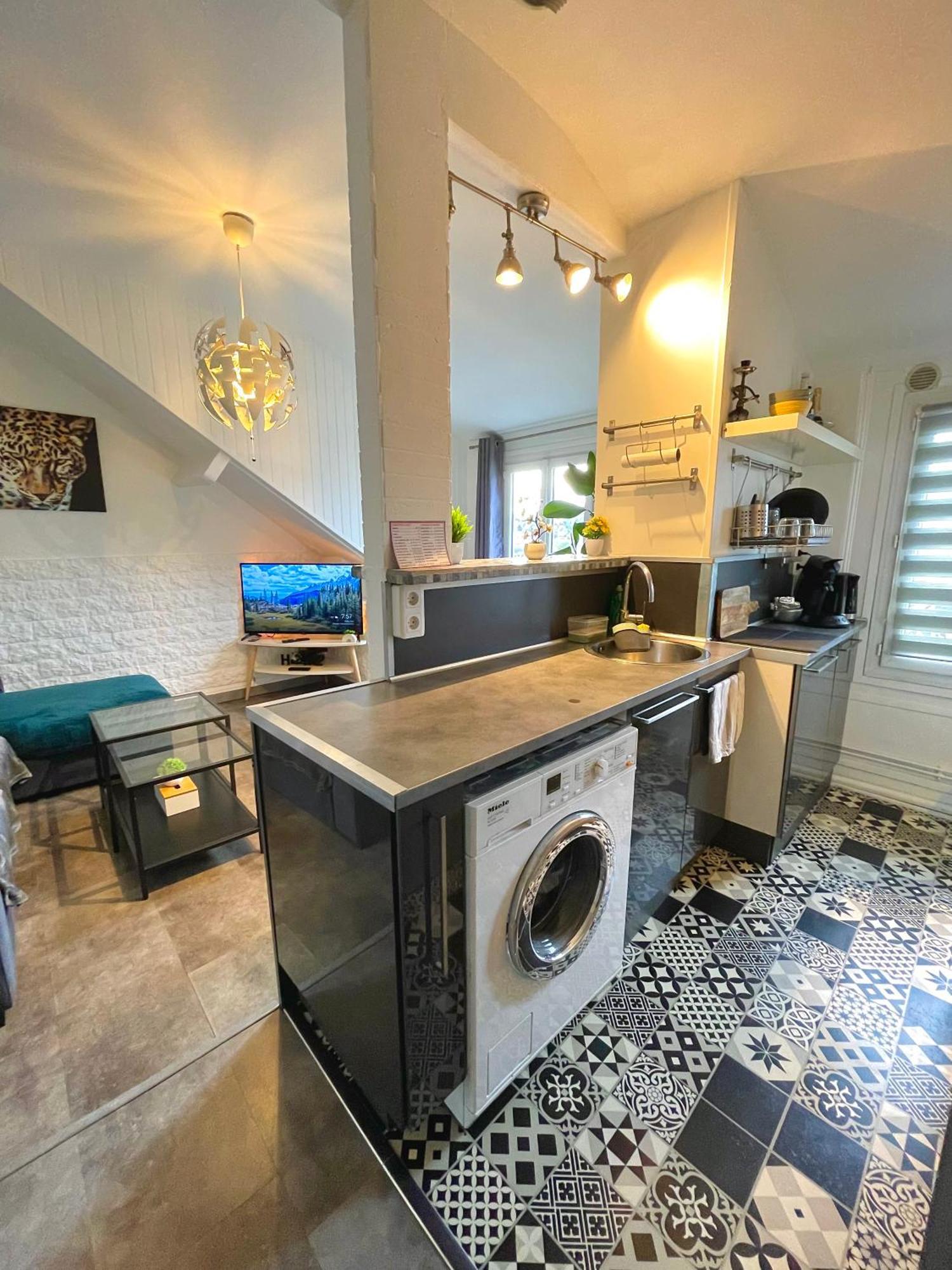 Superbe Appart Entier Au Pied De La Gare Rer, A 15 Min De Paris & Orly Juvisy-sur-Orge Ngoại thất bức ảnh